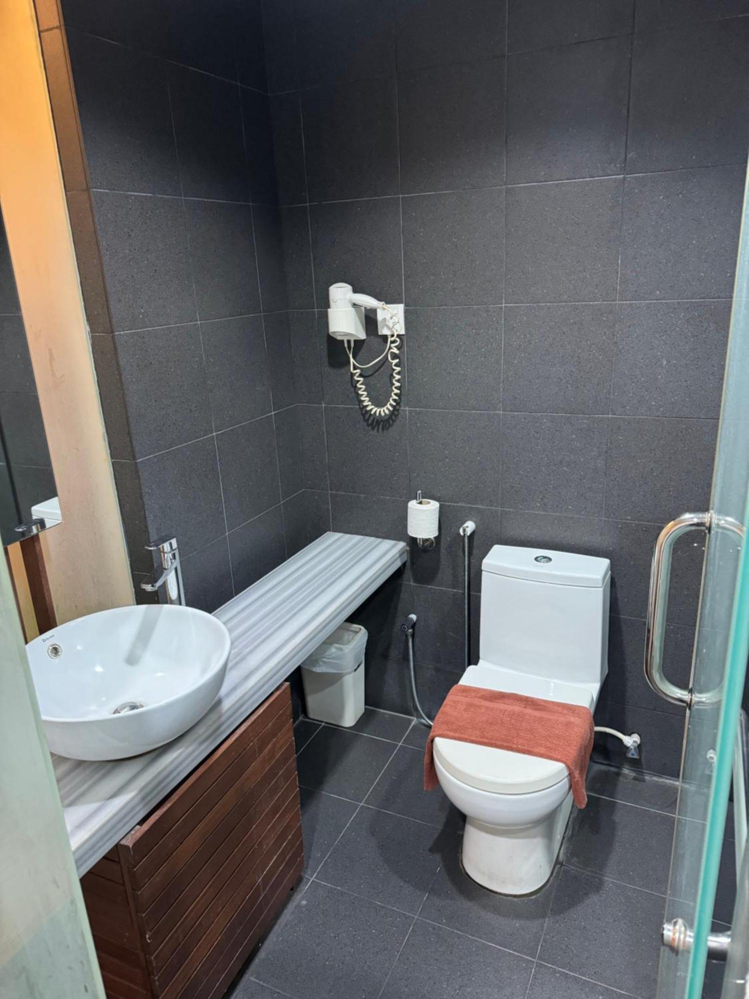 T+ Hotel Sungai Petani Ngoại thất bức ảnh