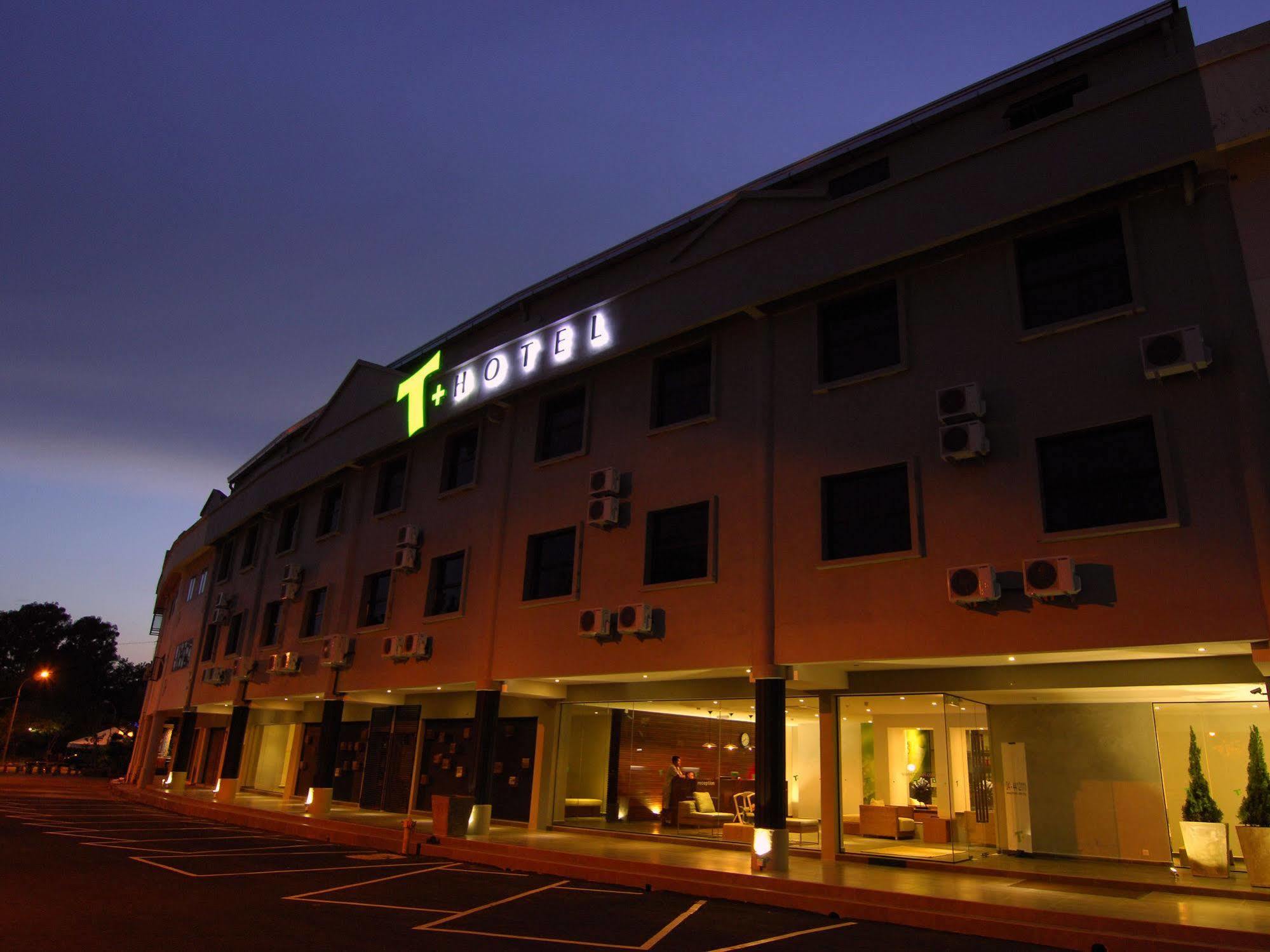 T+ Hotel Sungai Petani Ngoại thất bức ảnh