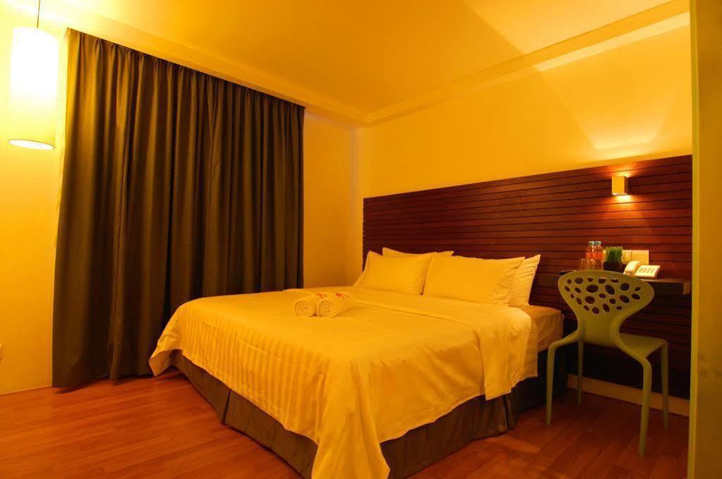 T+ Hotel Sungai Petani Ngoại thất bức ảnh
